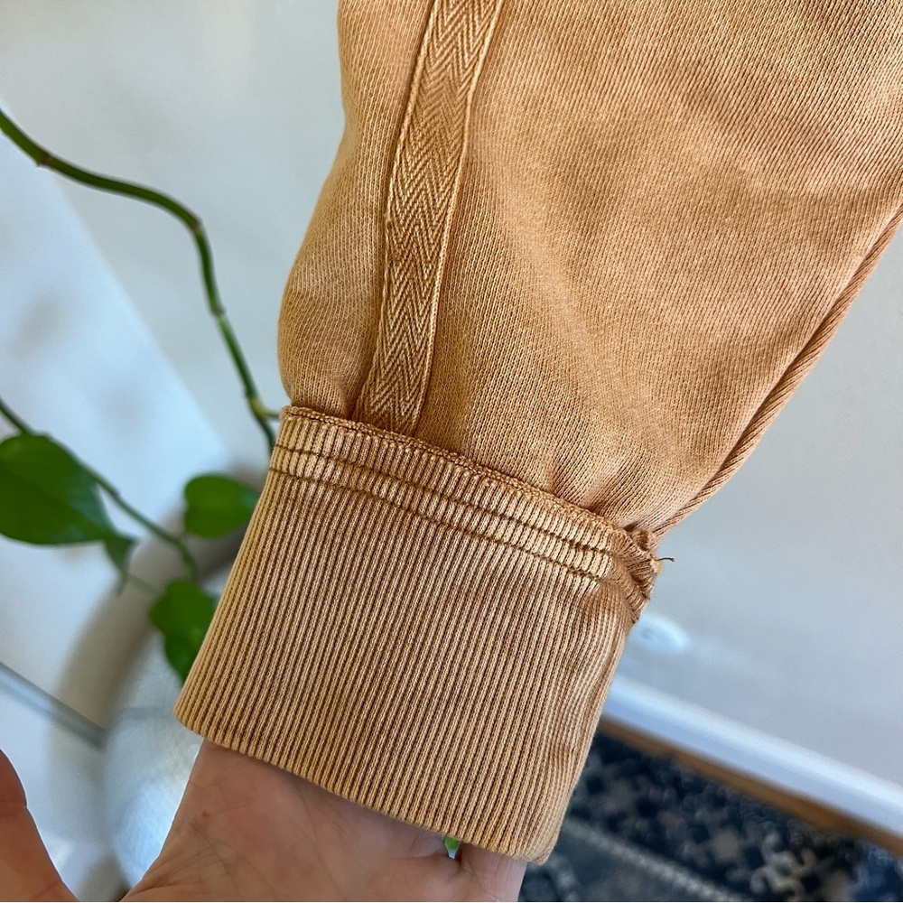Free People Playoff Cropped Pullover - Picture 4 of 14